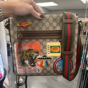 NWOT GG supreme crossbody with patches/Limed Edition